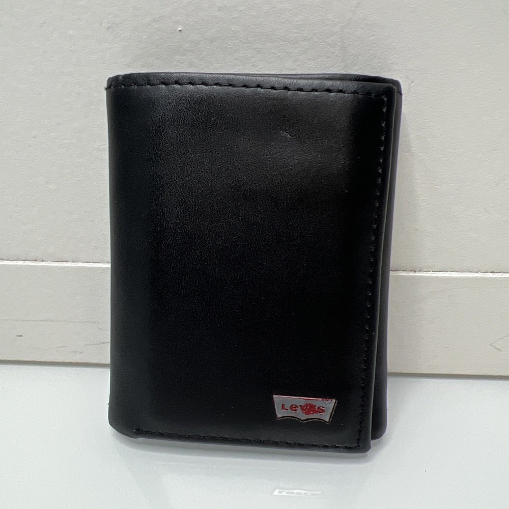 Mens Levi's Leather Black Classic Everyday Carry Trifold Wallet